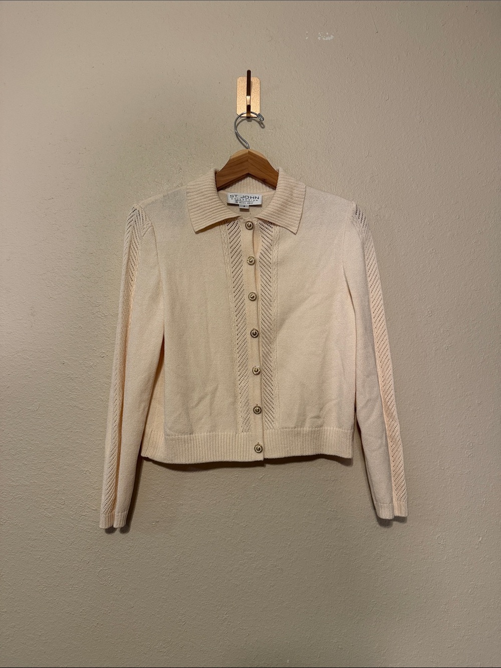 Vintage St. John Cream Knit Cardigan With Gold Buttons Size 4